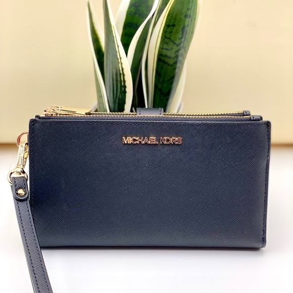 Michael Kors Wallet Wristlet Phone Case Black - Picture 2 of 8